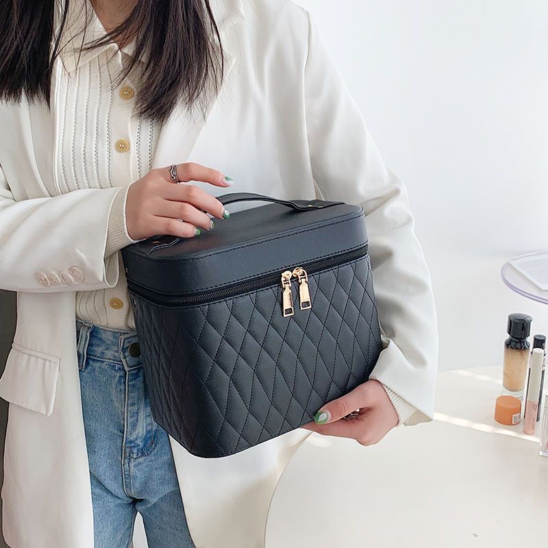 Portable Cosmetic Bag With Mirror - Tucan Trading