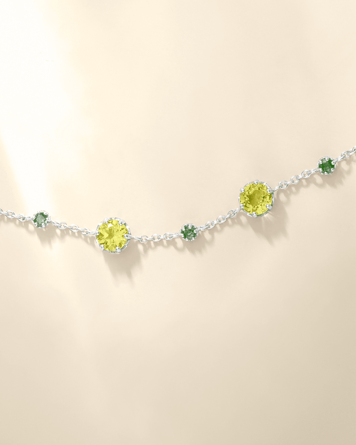 Emerald &amp; Peridot Jewellery Set in Sterling Silver - Tucan Trading