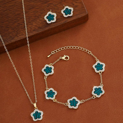 3Pcs Luxury Five Leaf Flower Pendant Necklace &amp; Earrings - Tucan Trading