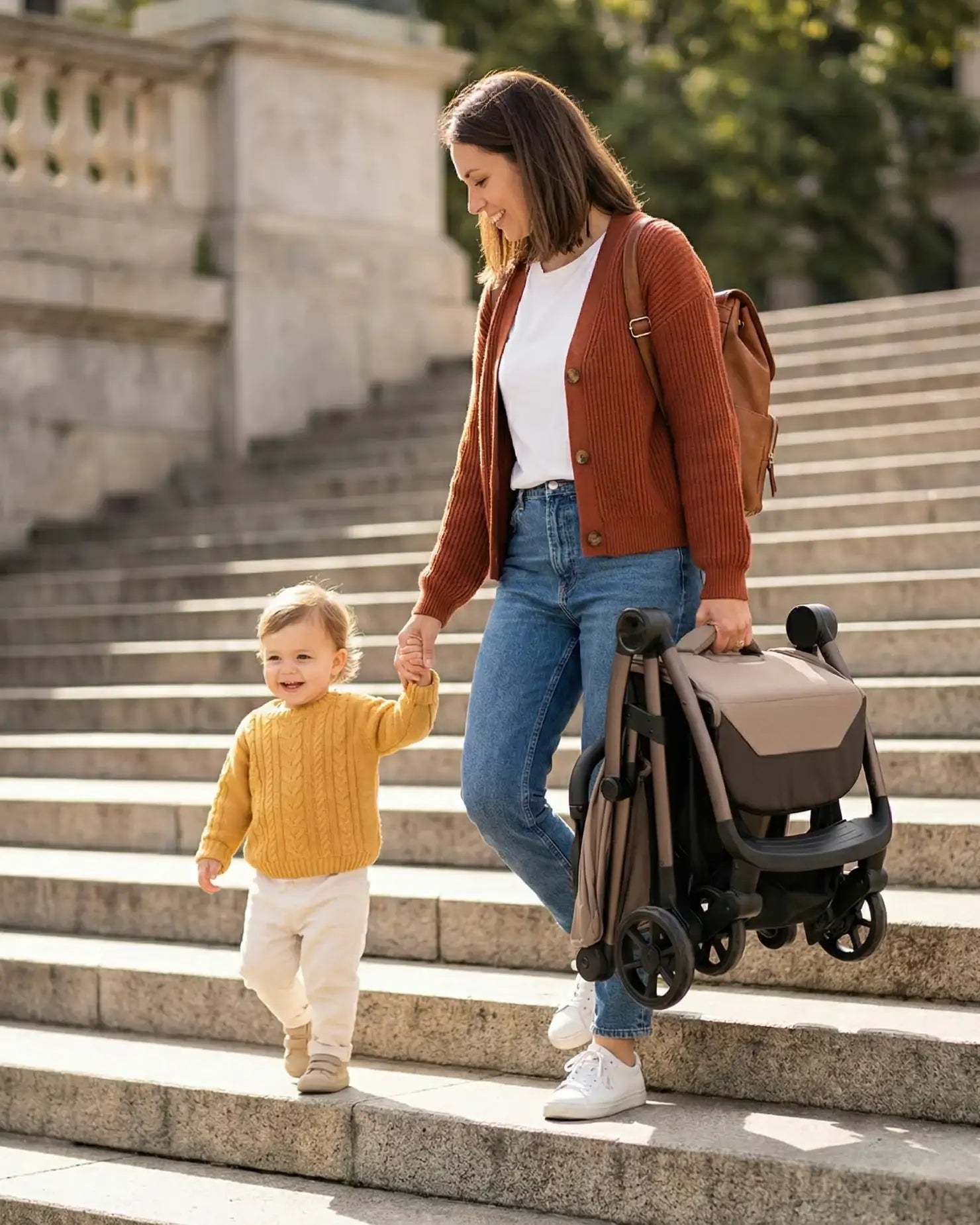 Venture Avio Compact Travel Baby Stroller - Truffle - Tucan Trading