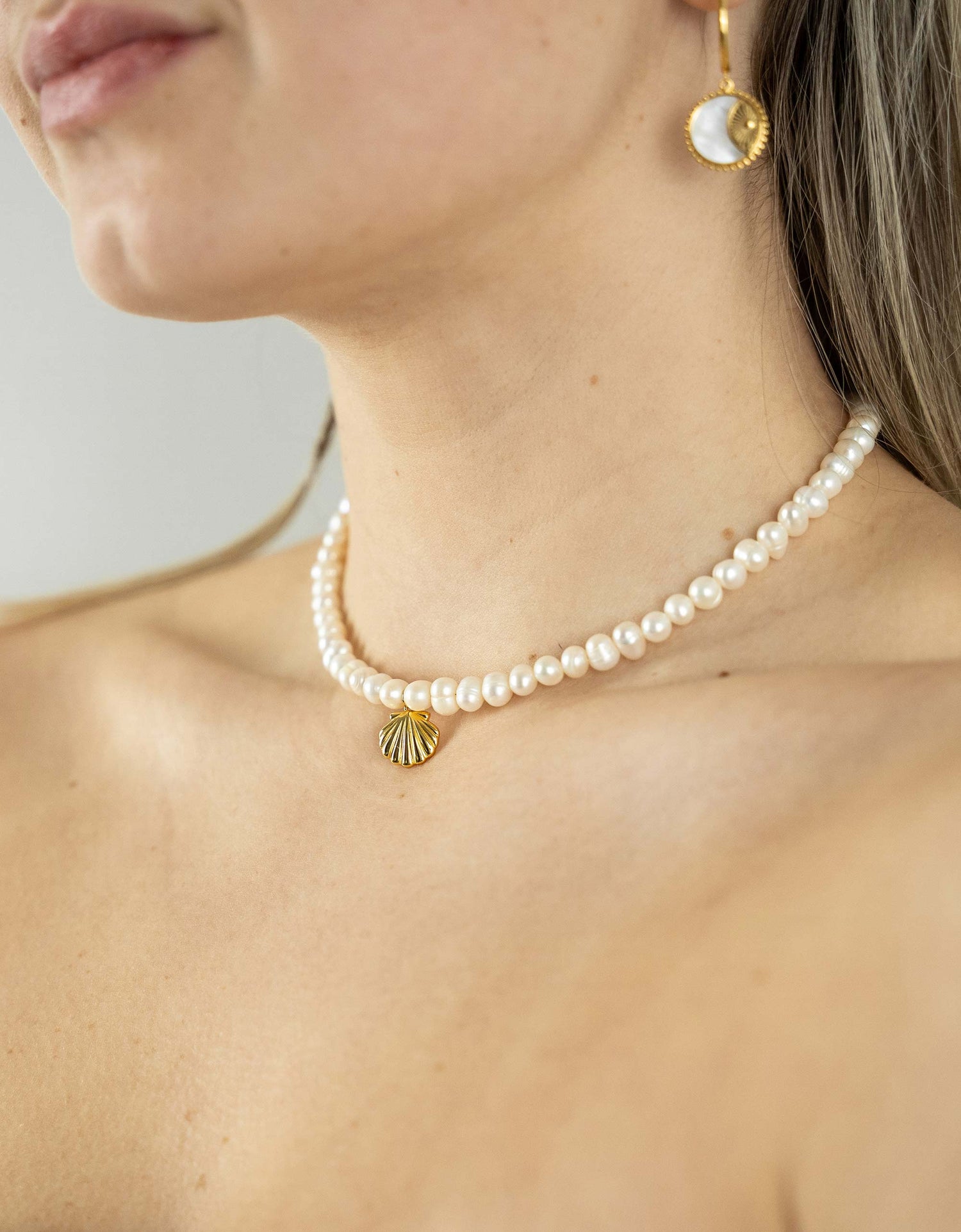 Sea Shell Pearl Necklace - Tucan Trading