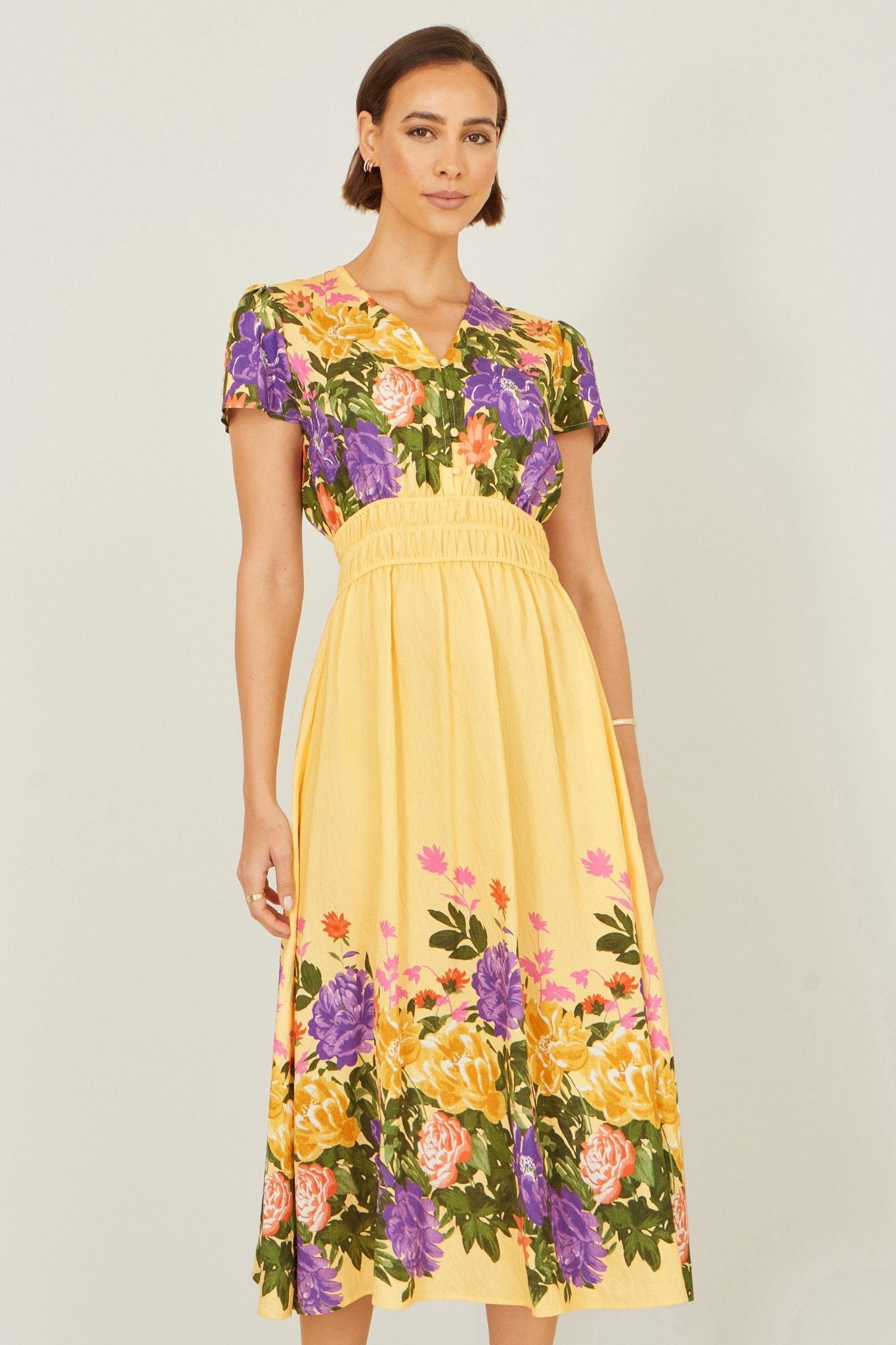 Yumi Butter Yellow Floral Mirror Print Viscose Midi Dress - Tucan Trading